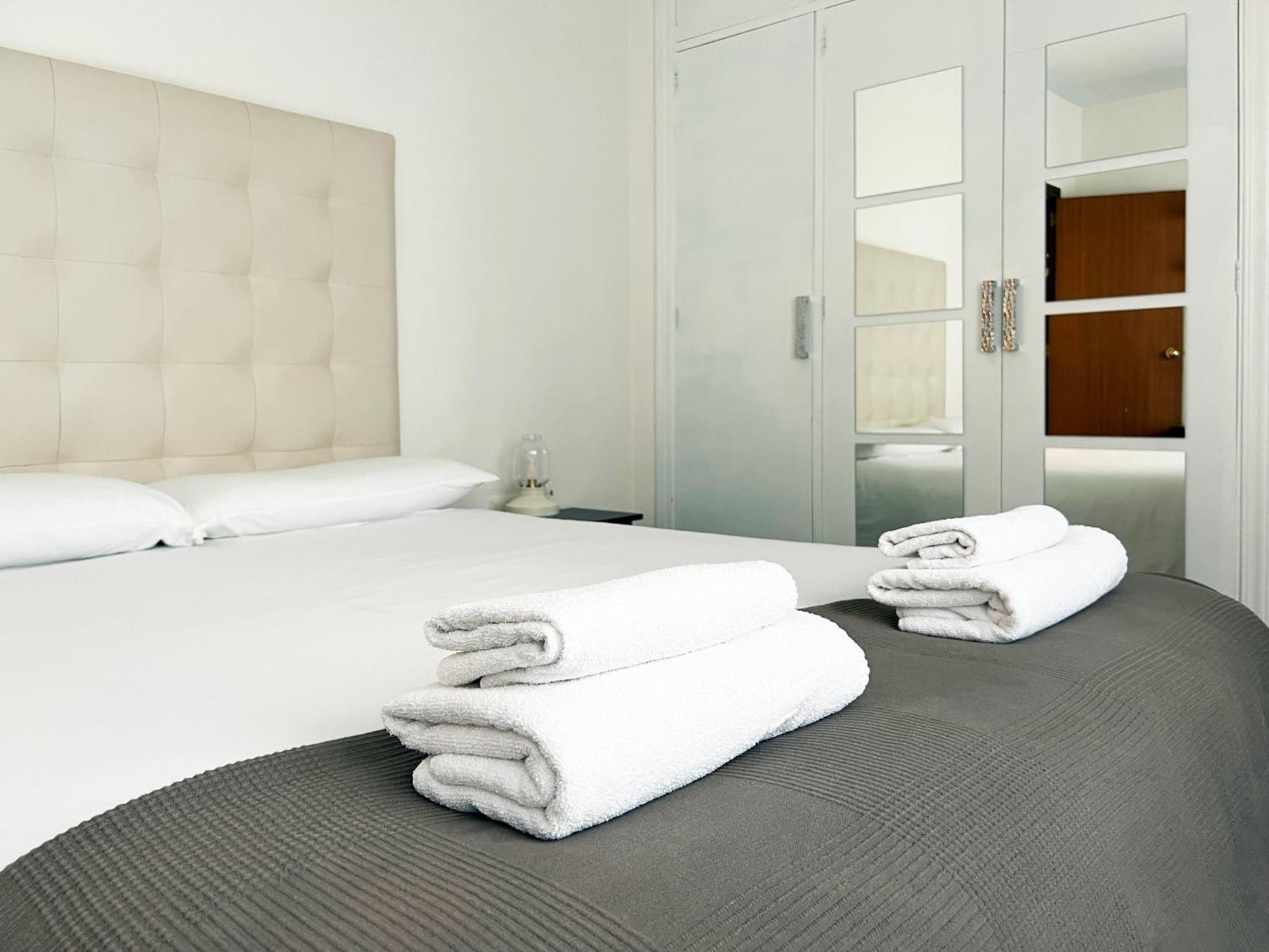 Apartment Wall Center - Aloha Sevilla Экстерьер фото